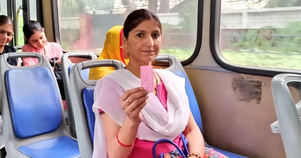Free Bus Rides For Women in Delhi