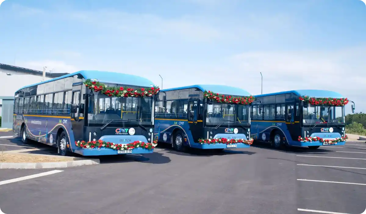 Ashok Leyland Uttar Pradesh E-Bus Plant to Begin Production Within a Year Switch Mobility Exports Electric Buses to Mauritius
