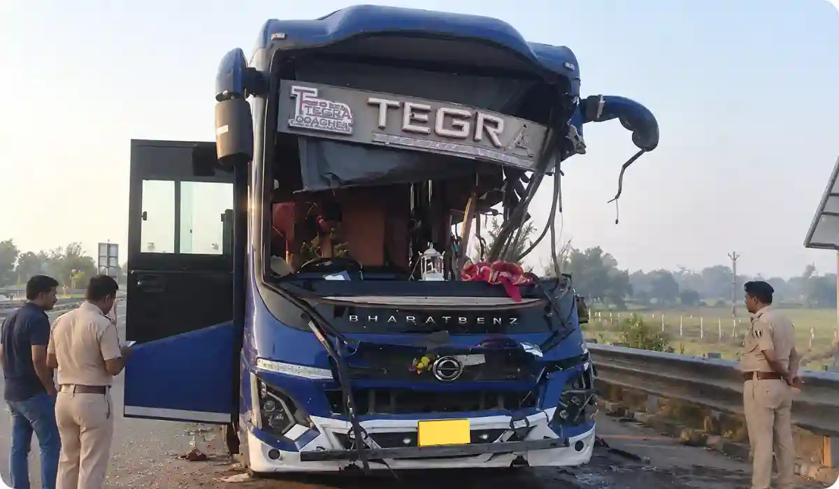 Gorakhpur Link Expressway Bus Accident TEGRA EXPRESS